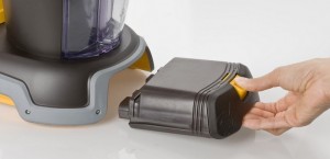 Margaritaville DM900 Portable Frozen Concoction Maker - battery closeup